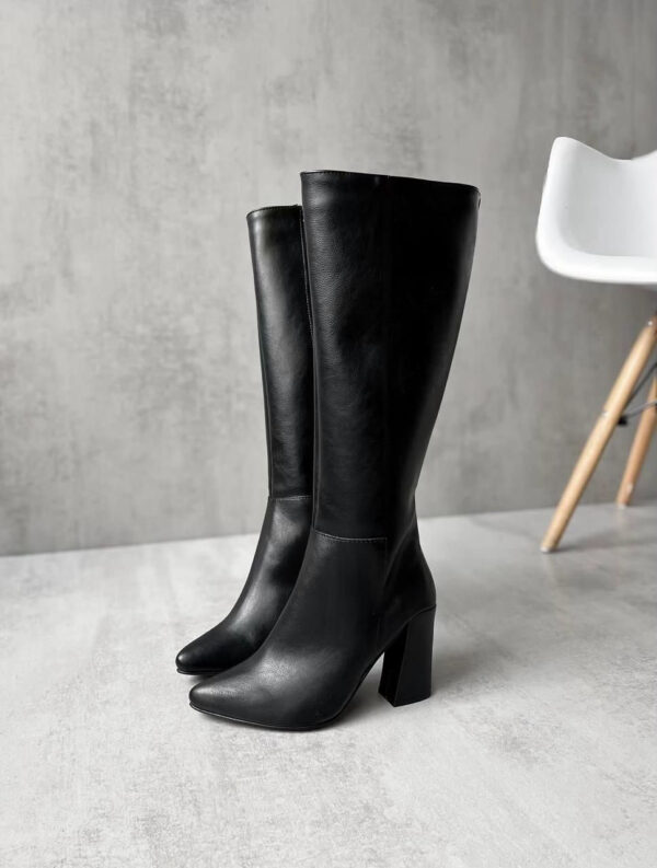 New Black Boots - Imagen 2